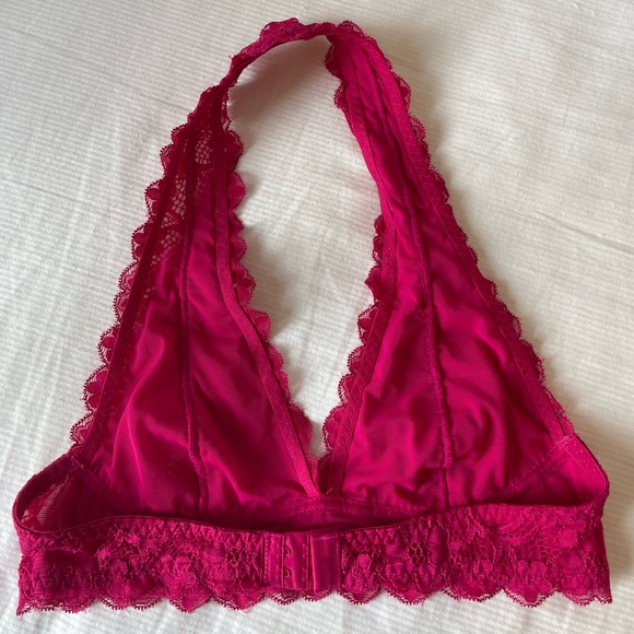 Brand new FREE PEOPLE GALLOON LACE HALTER BRALETTE WIRELESS BRA PINK RED BERRY N - Picture 2 of 5